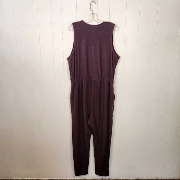 Old Navy Breathe Cross Front Stretch Jumpsuit Purple Sleeveless Size XL Summer - Picture 6 of 8
